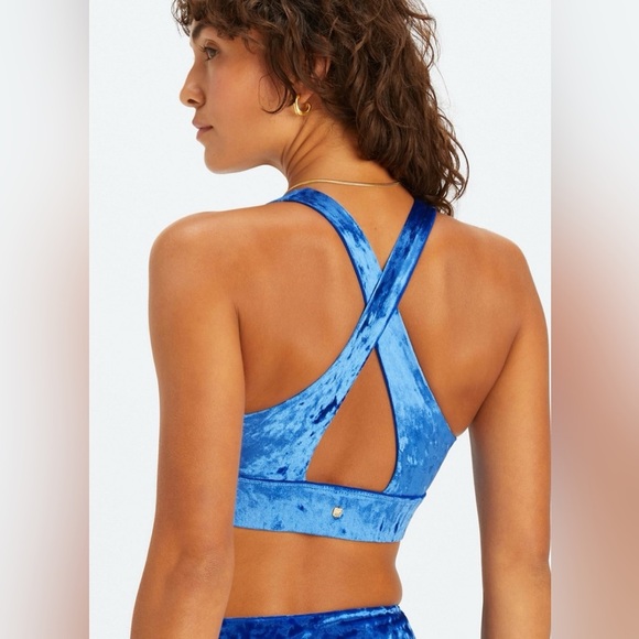 Fabletics 2 Piece Crushed Velour Velvet Twist Bra Leggings Set Blue Large - Picture 3 of 15